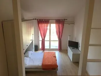 Felix Apartment